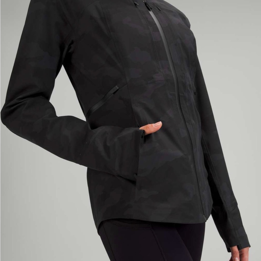 Lululemon Athletica Break A Tail Woman’s Windbreaker Jacket